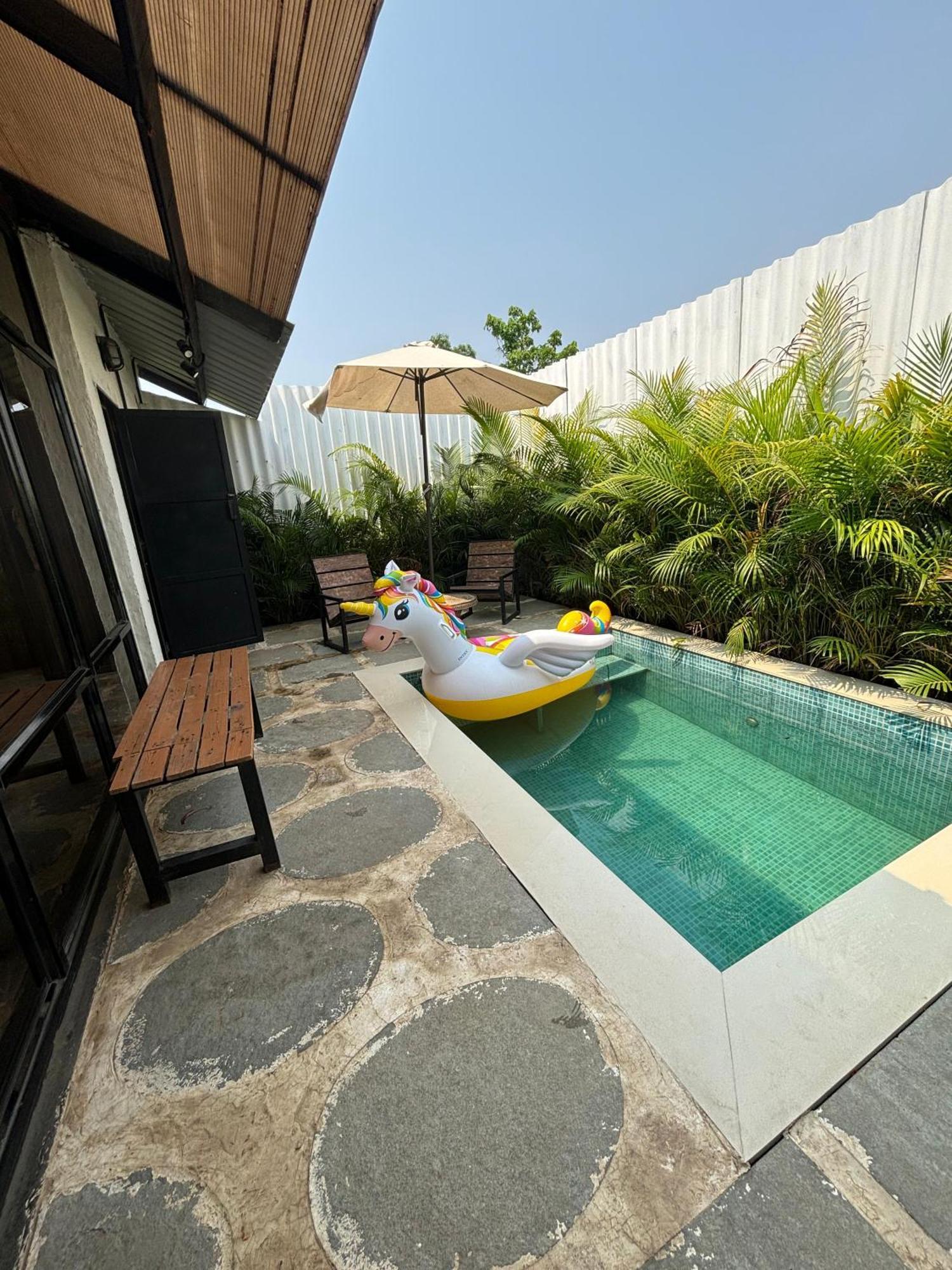Glass House With Pvt Pool By Miracle Resort & Villa Lonavala Exterior foto